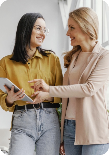 describe-img-Online Marketplace for Trainers